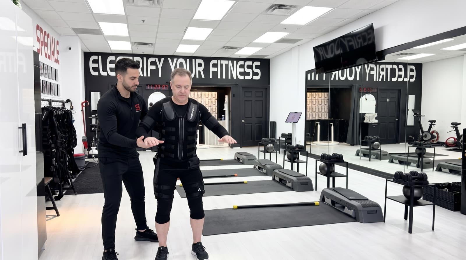 Low-Impact and Joint-Friendly: EMS for Sensitive Backs and Knees